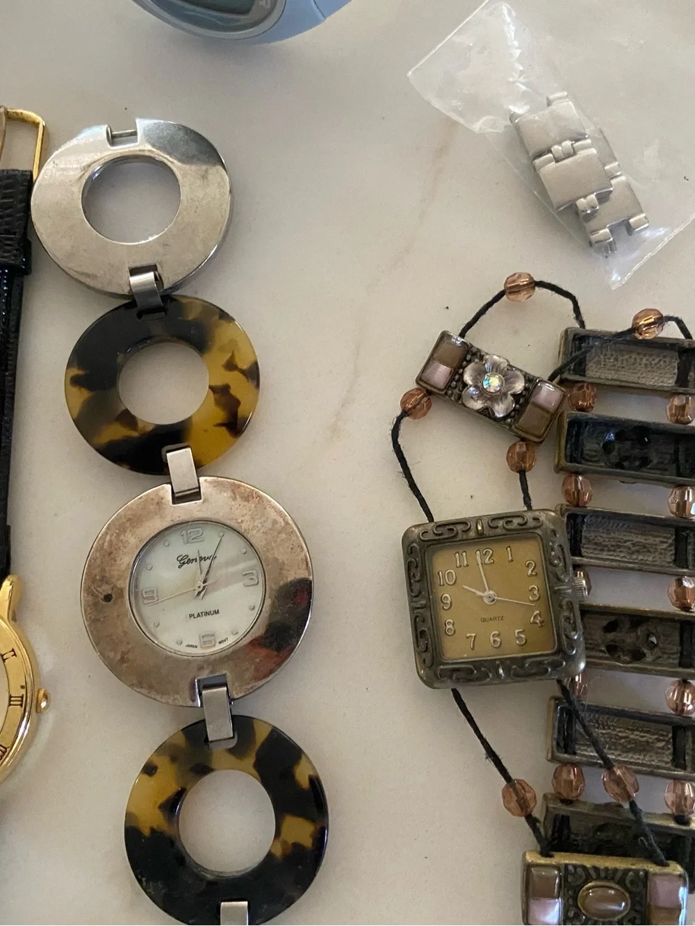 Mixed Women's Watches and Bands - Assorted Colors and Styles untested parts/Fix